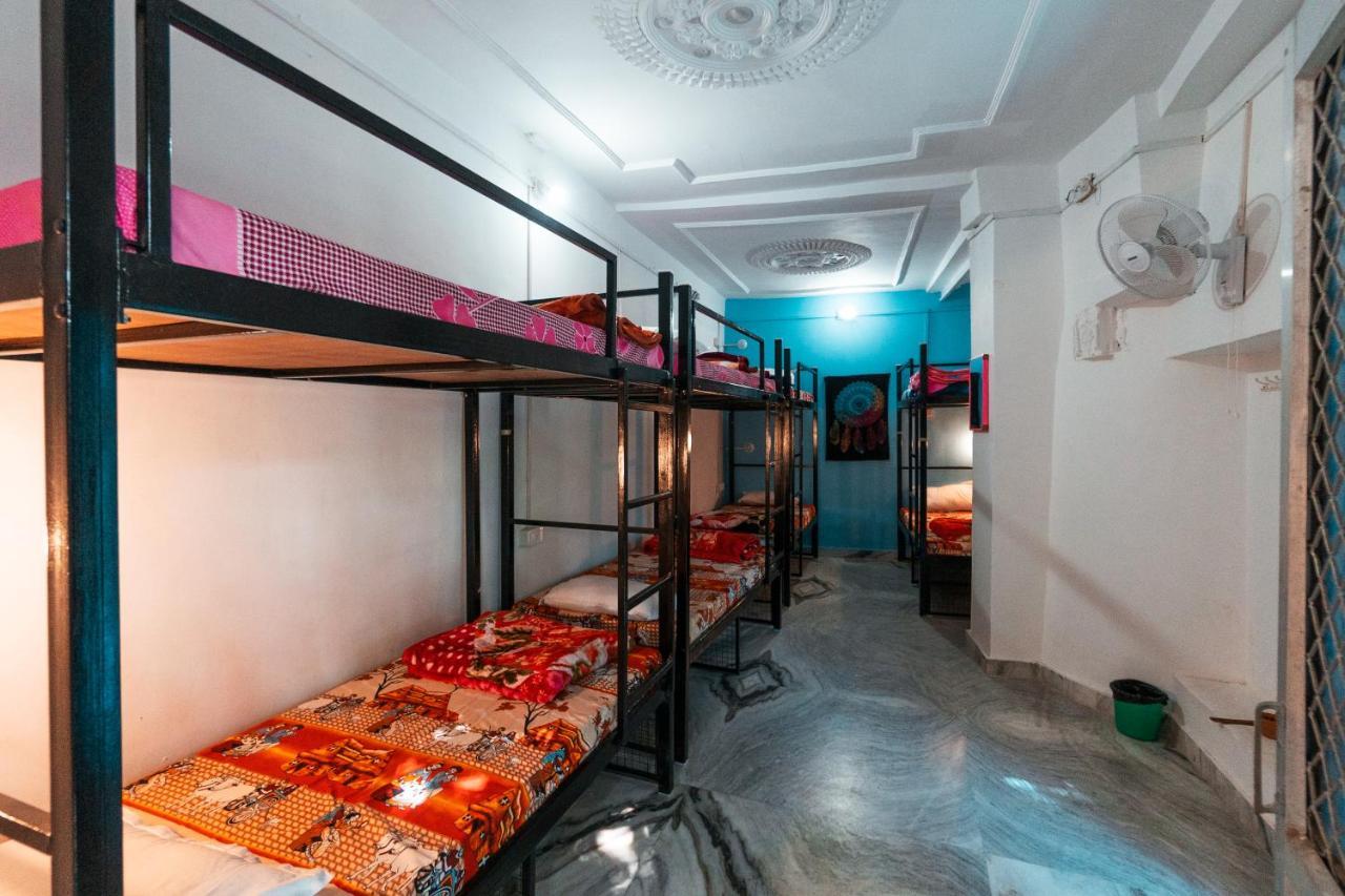 Hostel 12 Monks Backpackers Community Pushkar Exterior foto